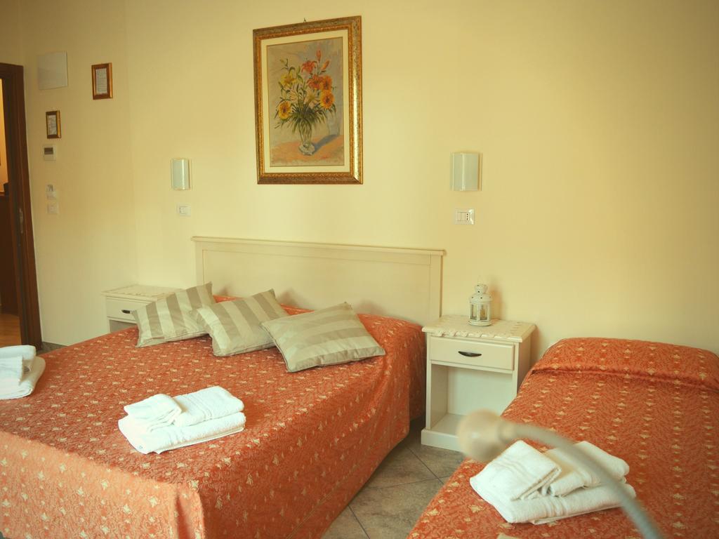 Hotel Franca 米兰马瑞提那 外观 照片