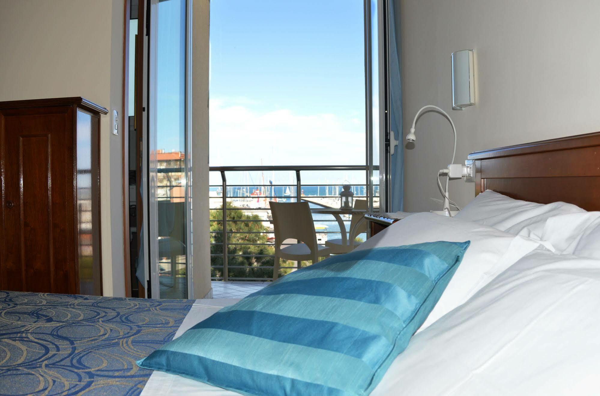 Hotel Franca 米兰马瑞提那 外观 照片